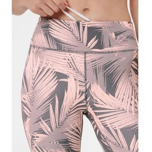 Sweaty Betty Pink Contour Capri Legging